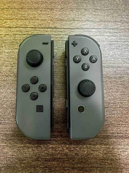 Nintendo Switch　ジョイコン　(L)グレー/(R)グレー