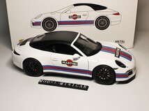 ▲超希少！Schuco シュコー 1/18 ポルシェ Porsche 911 (991) カレラ Carrera GTS_画像2