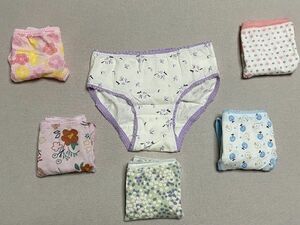 122612☆新品☆女児KIDSショーツ　１００サイズ　福袋４枚Set☆送料無料