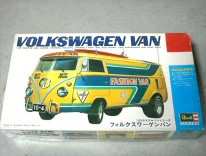 ＶＷ　フォルクスワーゲンバン　１/２５＊タカラ/レベル Ｒｅｖｅｌｌ