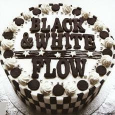 BLACK ＆ WHITE 通常盤 中古 CD