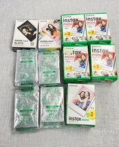 01▼【まとめて/送料520円/現状渡し】 富士フイルム FUJIFILM instax mini チェキ用 フィルム 130枚超 大量 ジャンク品 △1230N9_画像1