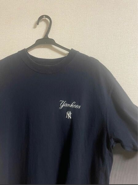【2024年価格】tシャツ Tシャツ ＜NEW ERA×MLB×GLR＞NYヤンキース ロゴ 刺繍 Tシャツ