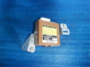  Toyota original Lexus LS { UVF46 } control unit P10700-24008817