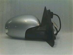  Volkswagen original Beetle { 9CAZJ } right side mirror P80900-24005212