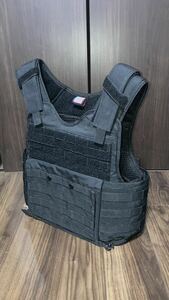 UTOC Universal Tactical Outer Carrierアーマー　ベスト　ATF FBI MP SP