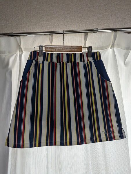 【夏ゴルフ】DELSOL　爽やか韓国風ストライプ柄　Mサイズスカート