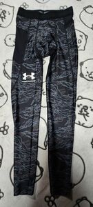 UNDER ARMOUR　アンダーアーマー　コンプレッション　タイツ　レギンス　アイソチル