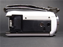 1円スタート中古良品 Panasonic デジタルハイビジョン ビデオカメラ HC-V360M 内蔵16GB ホワイト作動確認済み バッテリー/充電アダプター付_画像3