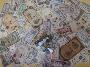 500 jpy ~[ rare old coin old note large amount . summarize ] large warehouse ... sen .,. virtue futoshi . 100 .., old coin etc. note : certainly commodity explanation . read please!