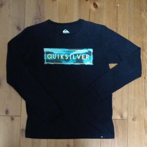 クイックシルバー　quiksilver　長袖Tシャツ 