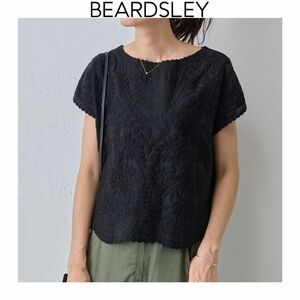 BEARDSLEY ビアズリー　フロント刺繍ニット　フレンチスリーブ　ブラック　黒　サマーニット