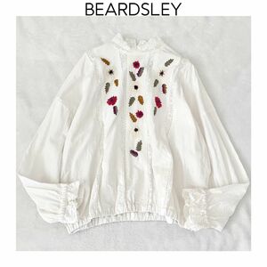 BEARDSLEY 花刺繍レースブラウス　ホワイト　ビアズリー　スタンドネック　白 長袖 シャツ　ヴィンテージ風　リネン　麻