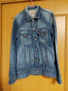 Levi's デニムジャケット　(L)サイズ