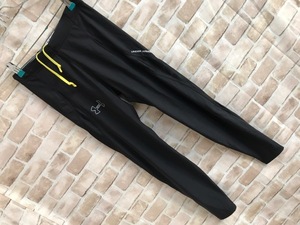 e30141◎UNDER ARMOUR　アンダーアーマー　MRN5942　UAランニングコンプレッションレギングス　メンズ　MD