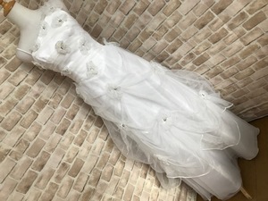 f22064●ロングドレス　衣装　ホワイト　オーガンジー　フラワーモチーフ　ラメ