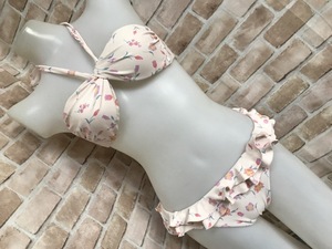f30170*dazzlin Dazzlin swimsuit bikini floral print frill 9M