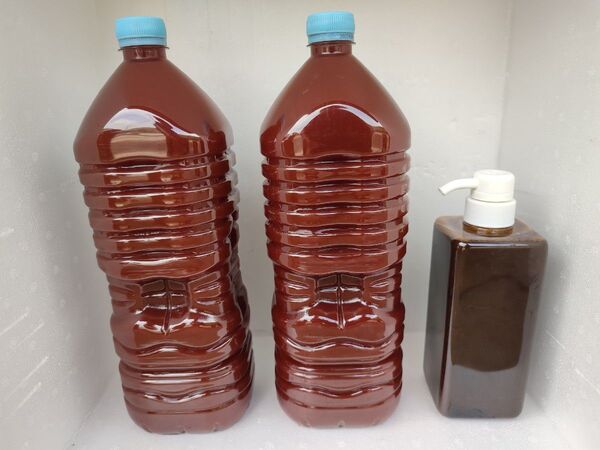 PSB光合成細菌4リットルと培養液(培基)600ml