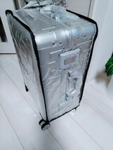 新品タグ付　アルミ製スーツケース　キャリー　機内持込　シルバー　高級 未使用 ビジネストラベル 旅行出張 小型 1〜3泊向 格安 _画像8