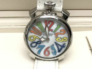 N61-240522- GaGa MILANO GaGa Milano наручные часы mana-re40 5020.1 белый разряженная батарея [ б/у товар ]