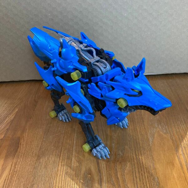 ゾイドワイルド ZOIDS ハンターウルフ 組立て済みゾイド