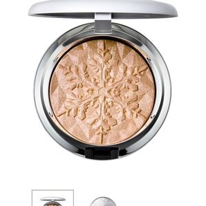 【美品】MAC エクストラディメンション スキンフィニッシュ グリームスケイプ