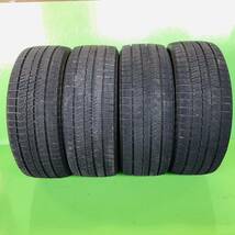 NT530 中古 BRIDGESTONE BLIZZAK XG02 ブリヂストン ブリザック 2021年タイヤ 215/55R17 94S 【エスティマ/ヴォクシーノア/セレナ】_画像1