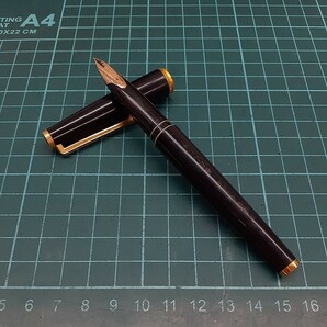 PILOT CUSTOM パイロット万年筆 ペン先 14K-585 F ブラック×ゴールドカラー 筆記具 筆記未確認ジャンク品 みの画像1