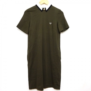 フレッドペリー FRED PERRY サイズ8 M - カーキ×白×黒 レディース 半袖/ひざ丈 美品 ワンピース