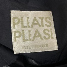 プリーツプリーズ PLEATS PLEASE ダウンコート サイズ3 L - 黒 レディース 長袖/冬 コート_画像3