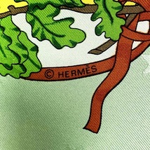 エルメス HERMES カレ90 ライトグリーン×ダークグリーン×マルチ Emblemes de L’Europe 美品 スカーフ_画像2