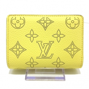 ルイヴィトン LOUIS VUITTON 2つ折り財布 M82502 ポルトフォイユクレア パーフォレーションを施したマヒナ・レザー（皮革の種類：牛革）