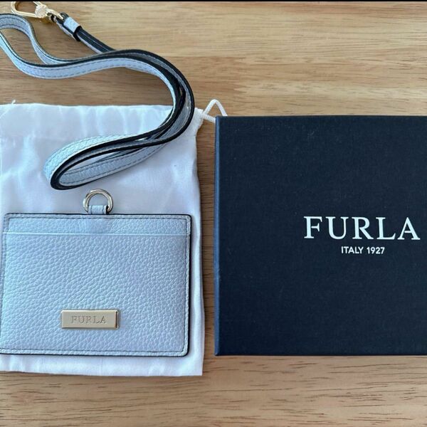 FURLA フルラ IDケース　パスケース