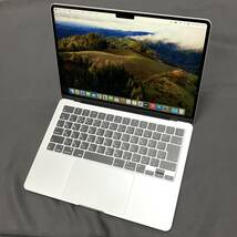 【中古 超美品】MacBook Air 13インチ M3(8コアCPU/8コアGPU) 8GB/256GB シルバー MRXQ3J/A バッテリー最大容量100% 2024年モデル_画像1