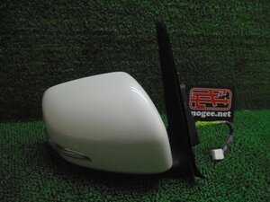 9EM1322DD3 ) ダイハツ タント カスタムRS ターボ L375S/L385S 後期型 純正 ウィンカー付電格サイドドアミラー右　カプラ8P