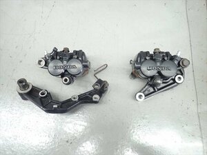 β240422-2 ホンダ CBX650 カスタム RC13 (S58年式) 絶版！ 純正 フロントブレーキキャリパー 左右 固着無し！正常！