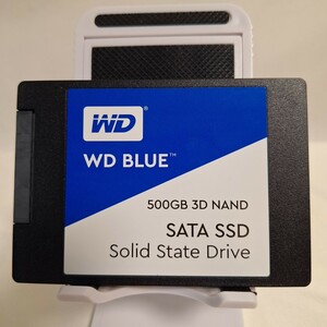 WesternDigital SSD SATA 500GB WD BLUE　3　2.5インチ　CrystalDiskInfo正常動作確認済