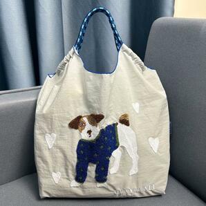 エコバッグ　刺繍　韓国　オフホワイト　犬　プレゼント　Mサイズ　贈り物