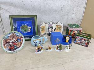 [ set sale!!] Disney figure wristwatch plate mug photo stand music box pin badge etc. collection 