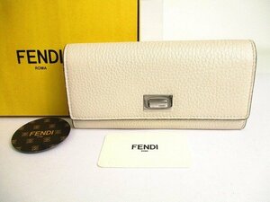 【展示保管品】 フェンディ FENDI ピーカブー カーフレザー コンチネンタル財布 2つ折り 長財布 ロングウォレット