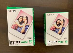 【新品未使用】FUJIFILM instax mini チェキ フィルム20枚入り×1つ　フィルム10枚入り×1 合計2セット