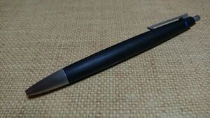 ラミー 2000 L401 4色 油性ボールペン