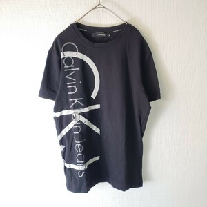 Y11　Calvin Klein　カルバンクライン　黒　メンズ　Tシャツ　サイズM　まとめ買いがお得