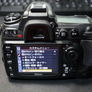■美品■ NIKON D300s ボディ バッテリ 充電器付 ニコン デジタル一眼レフカメラの画像3