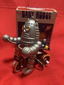 BABY ROBOT tricycle tin plate that time thing sofvi?