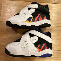 ジョーダン/JORDAN JORDAN エアジョーダン 8 レトロ キッズ AIR JORDAN 8 RETRO BT ホワイト レアアイテム_画像5