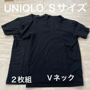 Tシャツ ユニクロ ブラック Vネック 半袖Tシャツ　２枚組　5月末削除予定