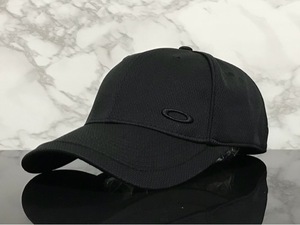 【未使用品】54E★OAKLEY オークリー スポーツキャップ 帽子 CAP 上品で高級感のあるデザインのブラック伸縮素材《伸縮前58㎝～61㎝位迄》
