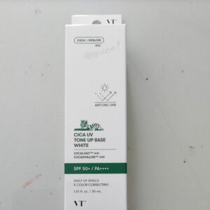 VT CICA UVトーンアップベース ホワイト 30ml