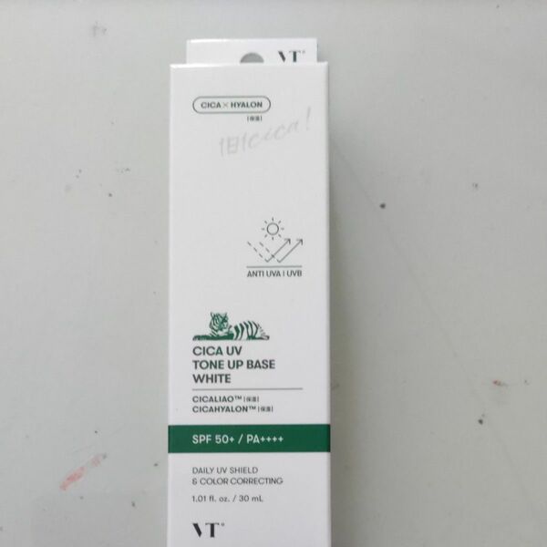 VT CICA UVトーンアップベース ホワイト 30ml